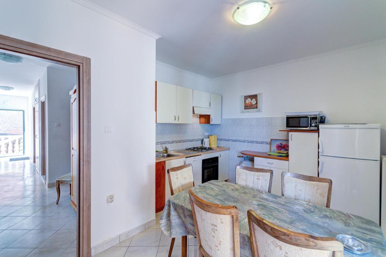 Nv Seaview 3 Apartment